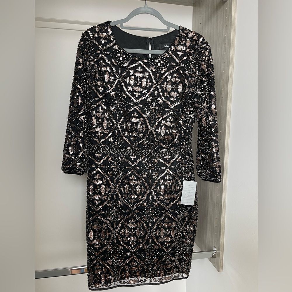 NWT Lulus dress. Size L.